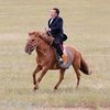 Элбэгдорж Цахиагийн: «Новый Чингисхан» с родины Интернета