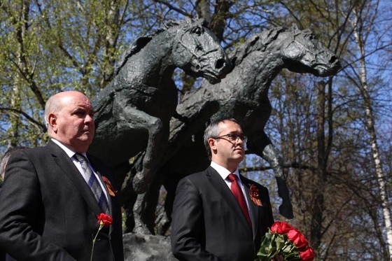 На Поклонной горе открылся памятник монгольским лошадям