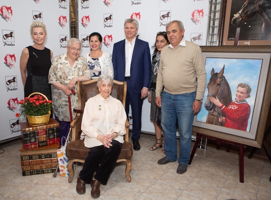 Нине Георгиевне Громовой присвоено звание заслуженного мастера спорта России.