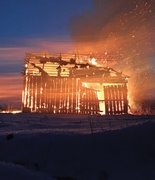 При пожаре в Свердловской области погибли 15 лошадей